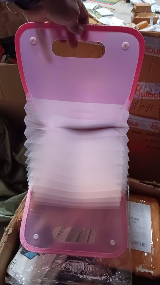 Portable Expanding Document Folder