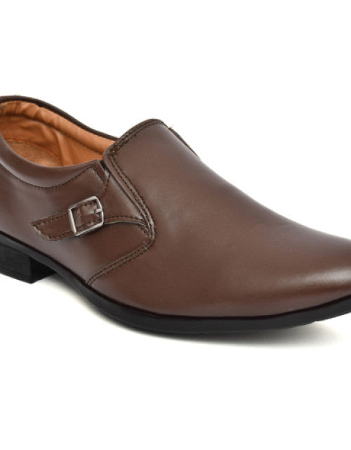 Men Checked Slip-On Shoes with Buckle Closure